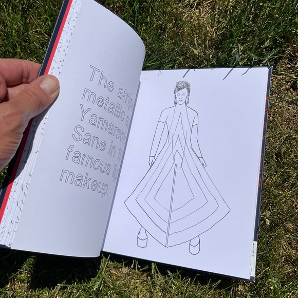 David Bowie Retrospective Coloring Book - Picture 8 of 8